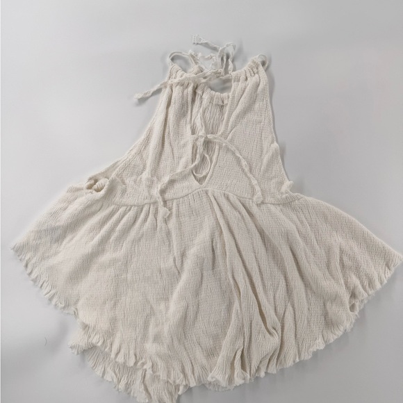 Urban Outfitters White Halter top small - Picture 3 of 3